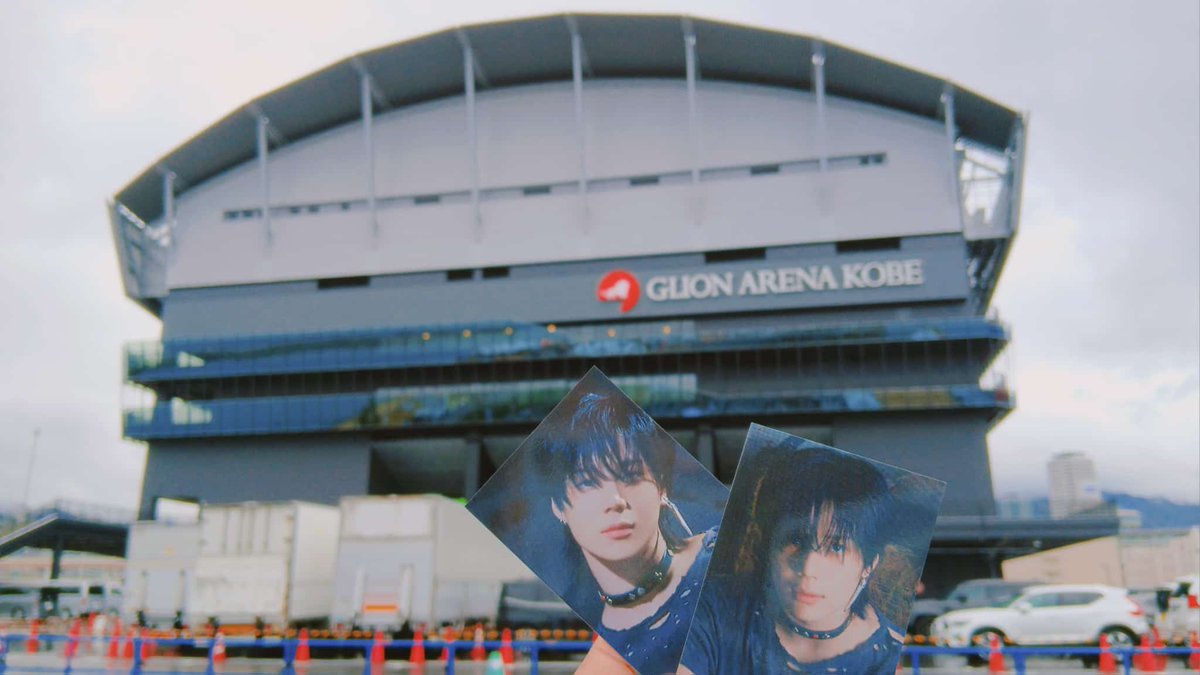 SandaliJayasur6's tweet photo. From my screen to the stage💎❤️
I waited. I believed. I was rewarded.
Taemin, thank you for this miracle🐣😘

#テミン #태민 #TAEMIN #SHINee
#2025TAEMINARENATOUR
#2025TAEMINARENATOUR_Veil https://t.co/RWOTqWAbjP
