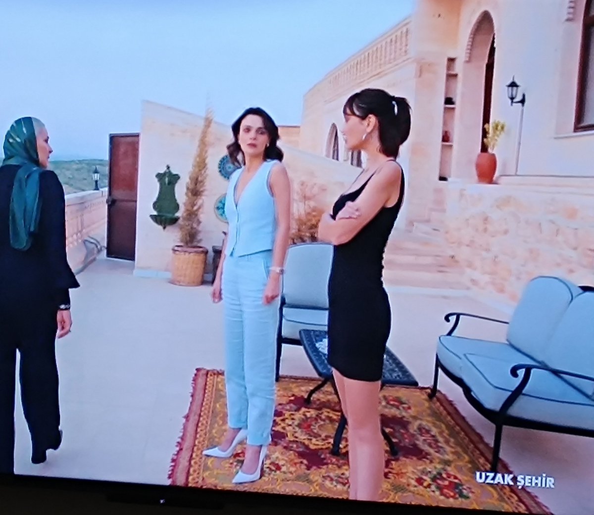 Burası Mardin mi yoksa Paris mi 
Defile podyumu gibi.