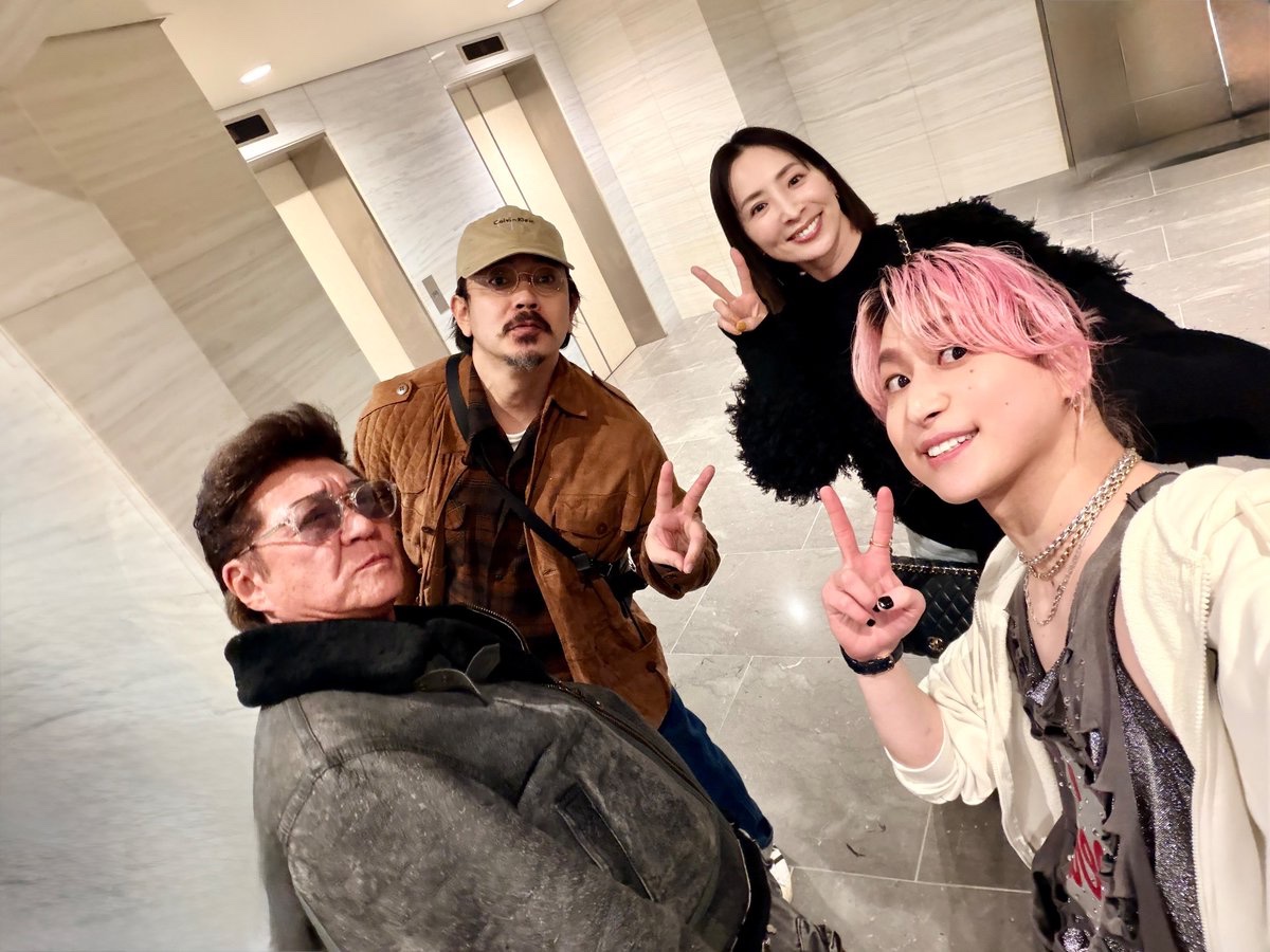 kinoko•*¨*•.¸♬︎ 口の中に磁石入ってそう