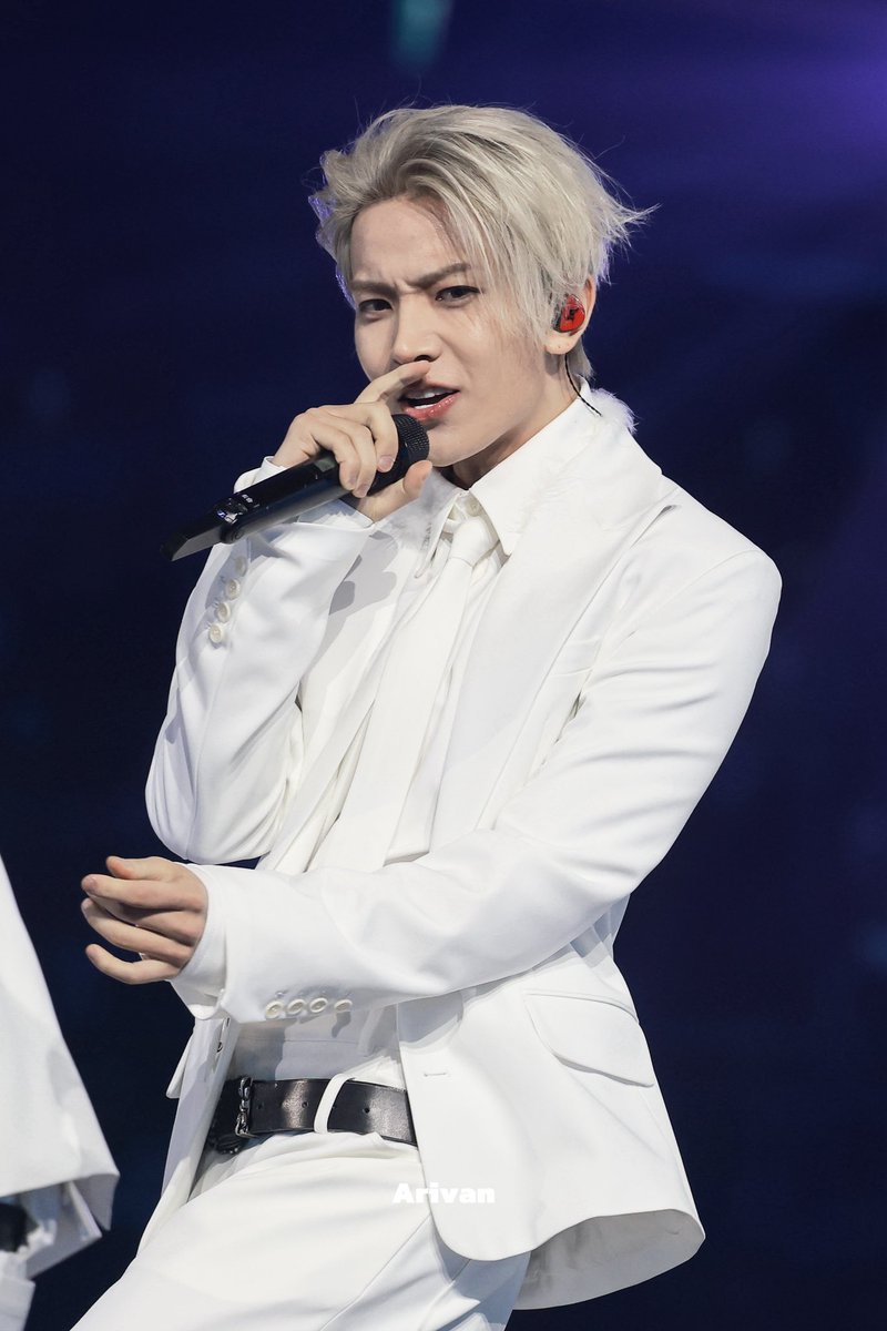 Arivan1015 tweet media