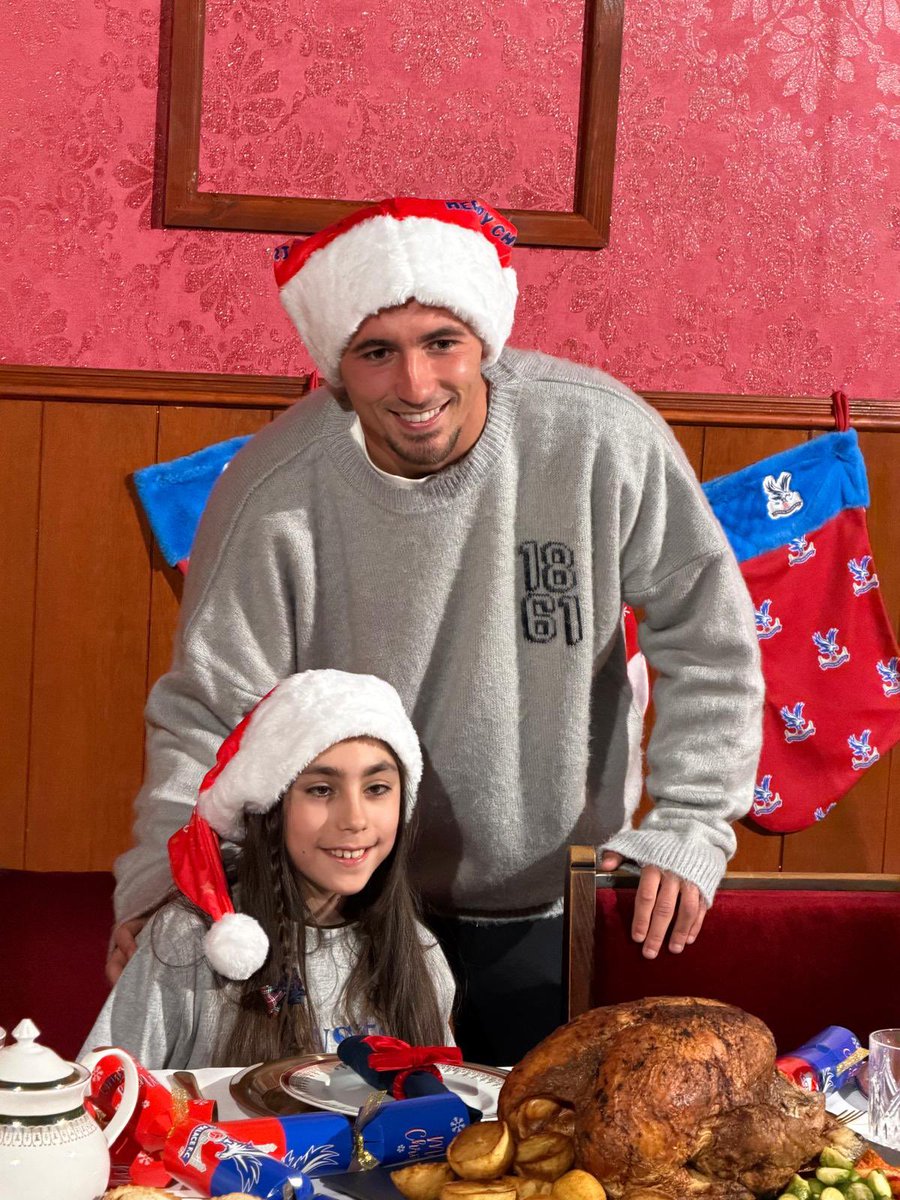 CromwellConsult's tweet photo. Young @CPFC supporter’s, Sophia, a very special Christmas surprise. https://t.co/UbxjRX14cU