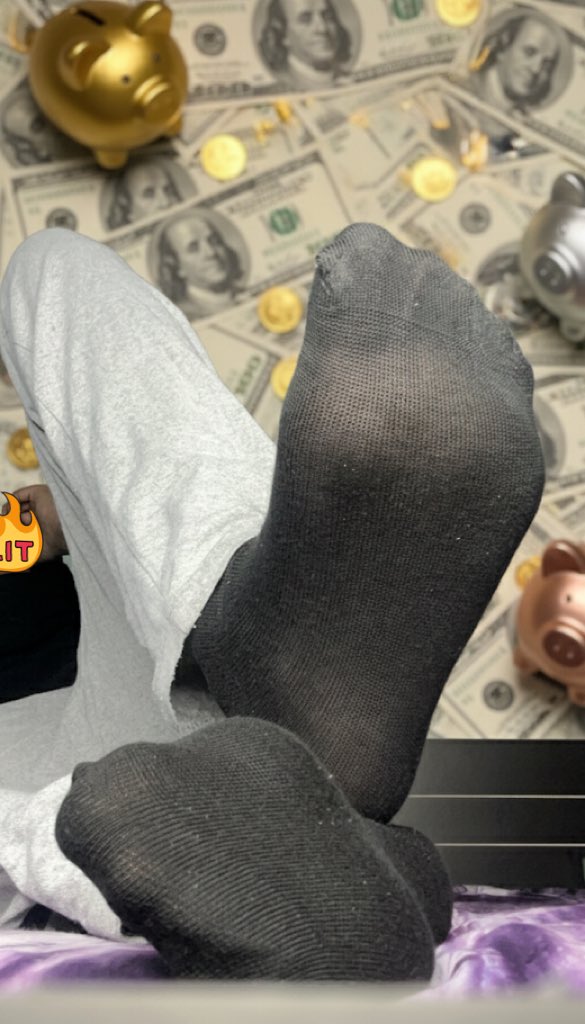 ๐
ผ๐
ฐ๐๐๐
ด๐ ๐
น๐
ด๐
ด๐ ๐ฆถ๐ป tweet media