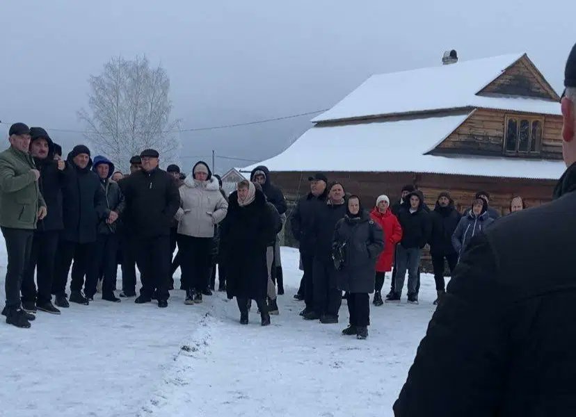 rehionality's tweet image. В Космачі не відбулася Різдвяна служба, бо не знайшли ключів від церкви