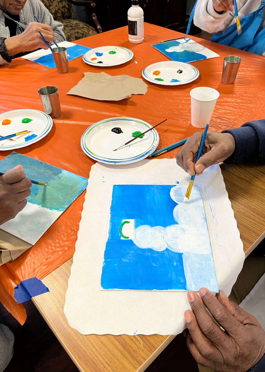 NextStepHC's tweet image. West Newton Healthcare's residents had a blast following along painting their snowmen! 🎨⛄️✨#PaintAndSip #creative #snowmen #winter