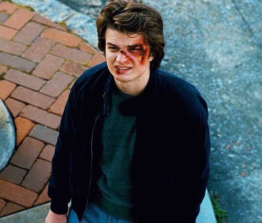 rlevi's tweet photo. steve harrington is going down in history as one of the greatest character arcs stranger things has ever given us https://t.co/IteWvm162g