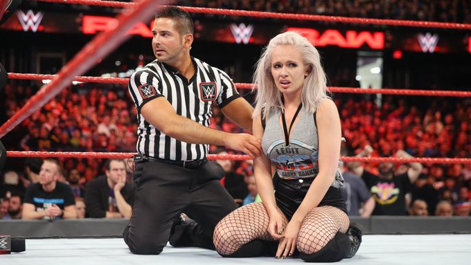 wrestle_hist's tweet photo. 12/26/2016
Nia Jax defeated Scarlett Bordeaux (in her WWE debut) on RAW from the Allstate Arena in Chicago, Illinois.
#WWE #WWERaw #NiaJax #TheIrresistableForce #TheEradicator #ScarlettBordeaux #Scarlett #FallAndPrey https://t.co/nZXSC8Wcvf