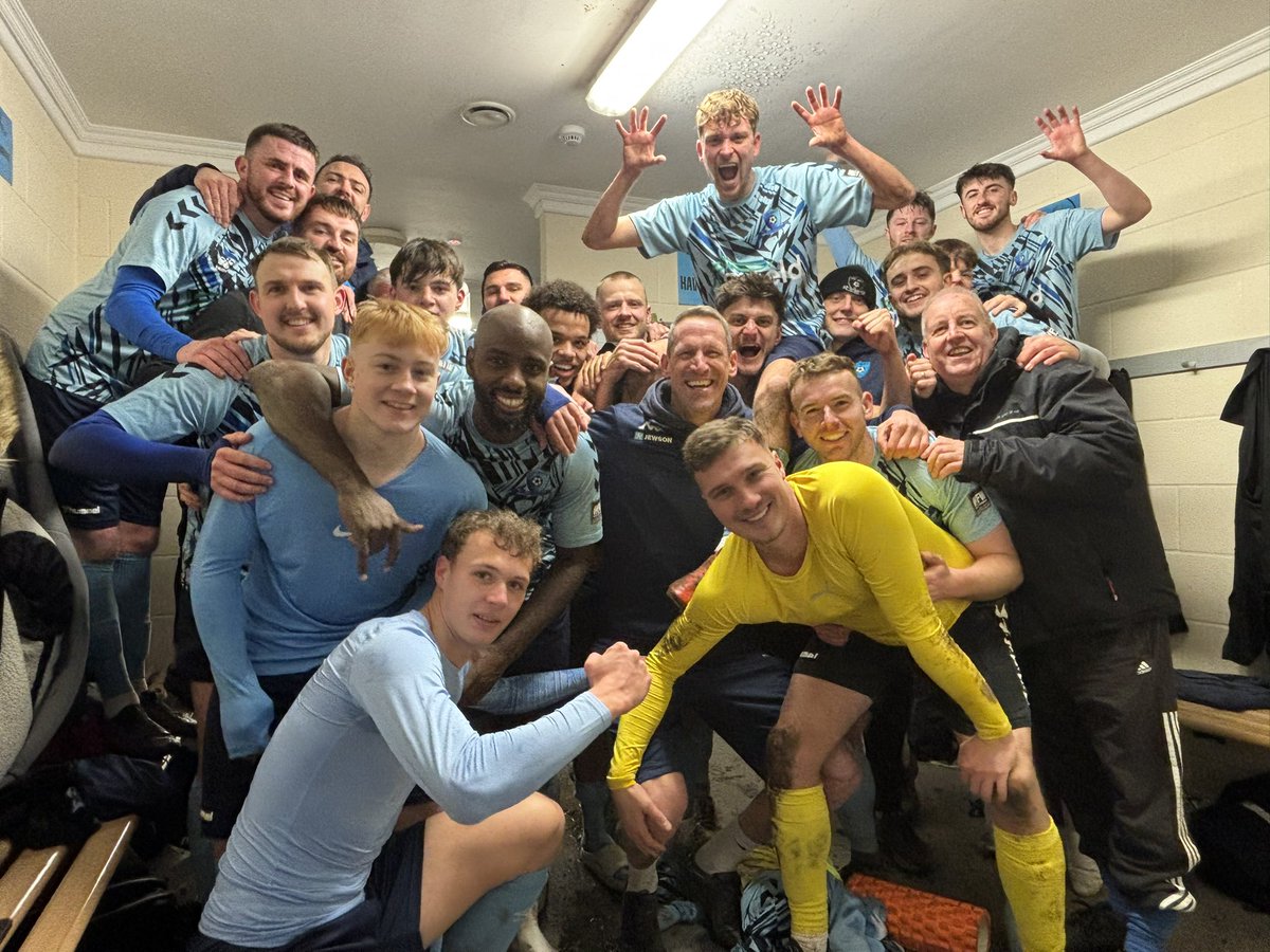 <a href="/aekbocofc/">AEK-BOCO FC</a> <a href="/LongwellGreenFC/">Longwell Green Sports FC</a> BOCO BEARS ARE HAVING A PARTY 🐻 
<a href="/aekbocofc/">AEK-BOCO FC</a> #FW #BocoBears