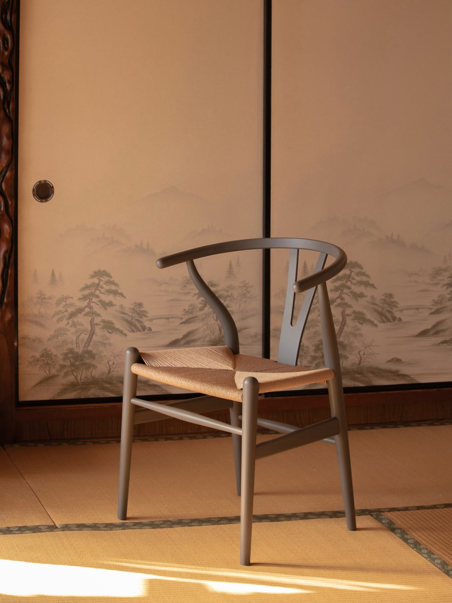 GA200000's tweet image. Yチェア👍