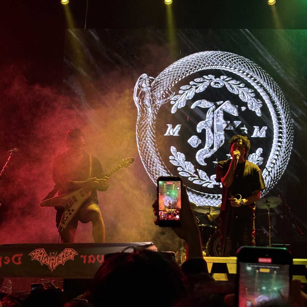 Syberster's tweet image. Babak belur di desember, tapi oke lah.