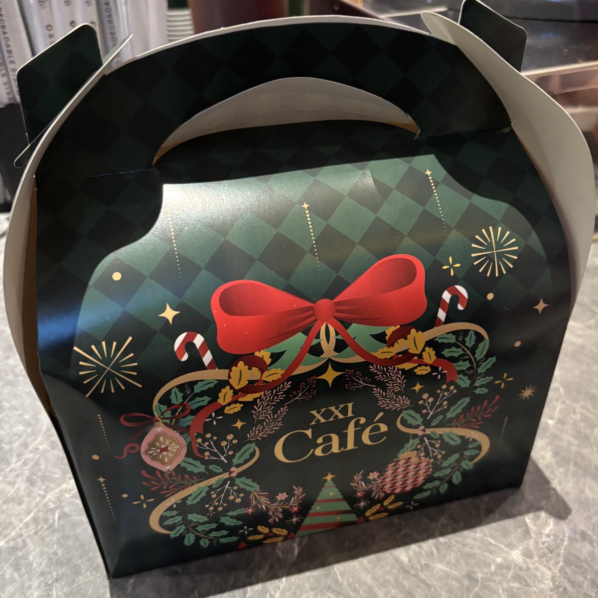 Syberster's tweet image. Babak belur di desember, tapi oke lah.