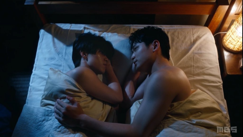 あとこの体格差に激萌えてるよ。なんやこの腕💪
プロ野球選手かおもた。
その隣で半分の腕の加納の可愛さよ。
いや多分加納もそこまでガリガリではないとは思うんやけど、とにかく大狼がデカいからめっちゃ小さく見える。
んで加納、絶対俺の恋人かっこいいって思ってそうでかわいい。
#イフ恋