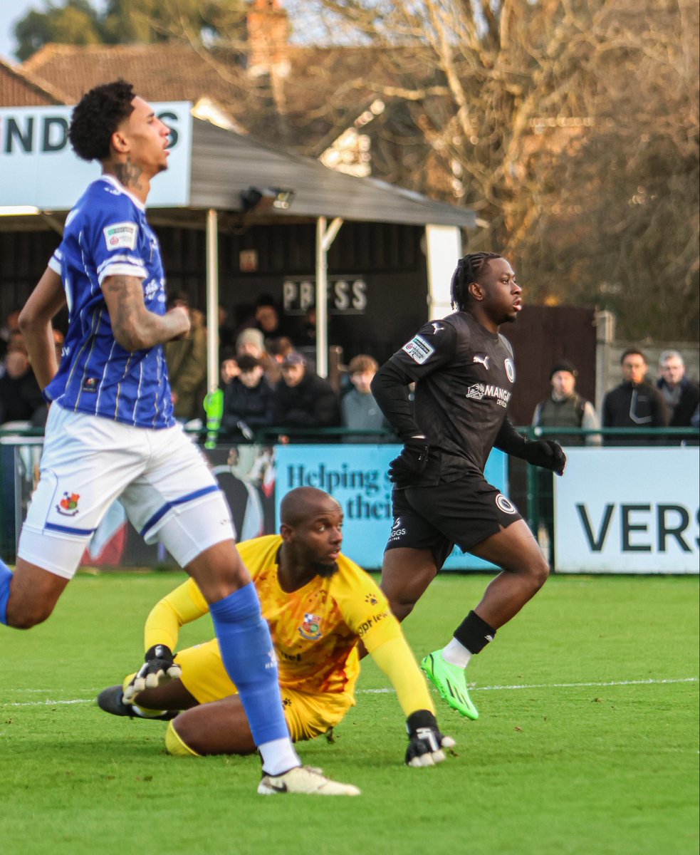 Boreham Wood FC tweet media