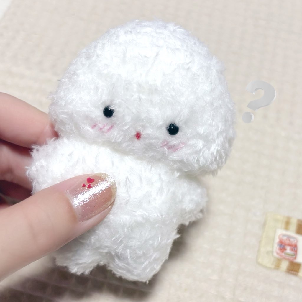 ちょっと大きめなもこもこぴぴぴちゃん試作🐰✨
お耳はまだです。

まだよくわかっていない様子…？