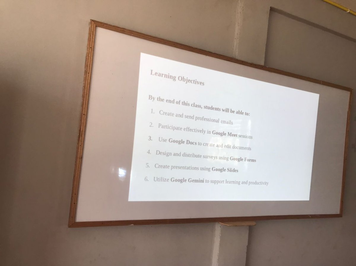 ASON_Int's tweet photo. Over the holidays, students at Word International School participated in a digital literacy bootcamp in the school’s new computer lab and digital center—gaining essential technology skills to prepare them for the future. #nonprofit #christian https://t.co/Q0r1DHnzjx