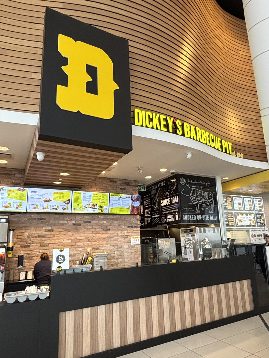 ErinMillsTownCentre tweet media