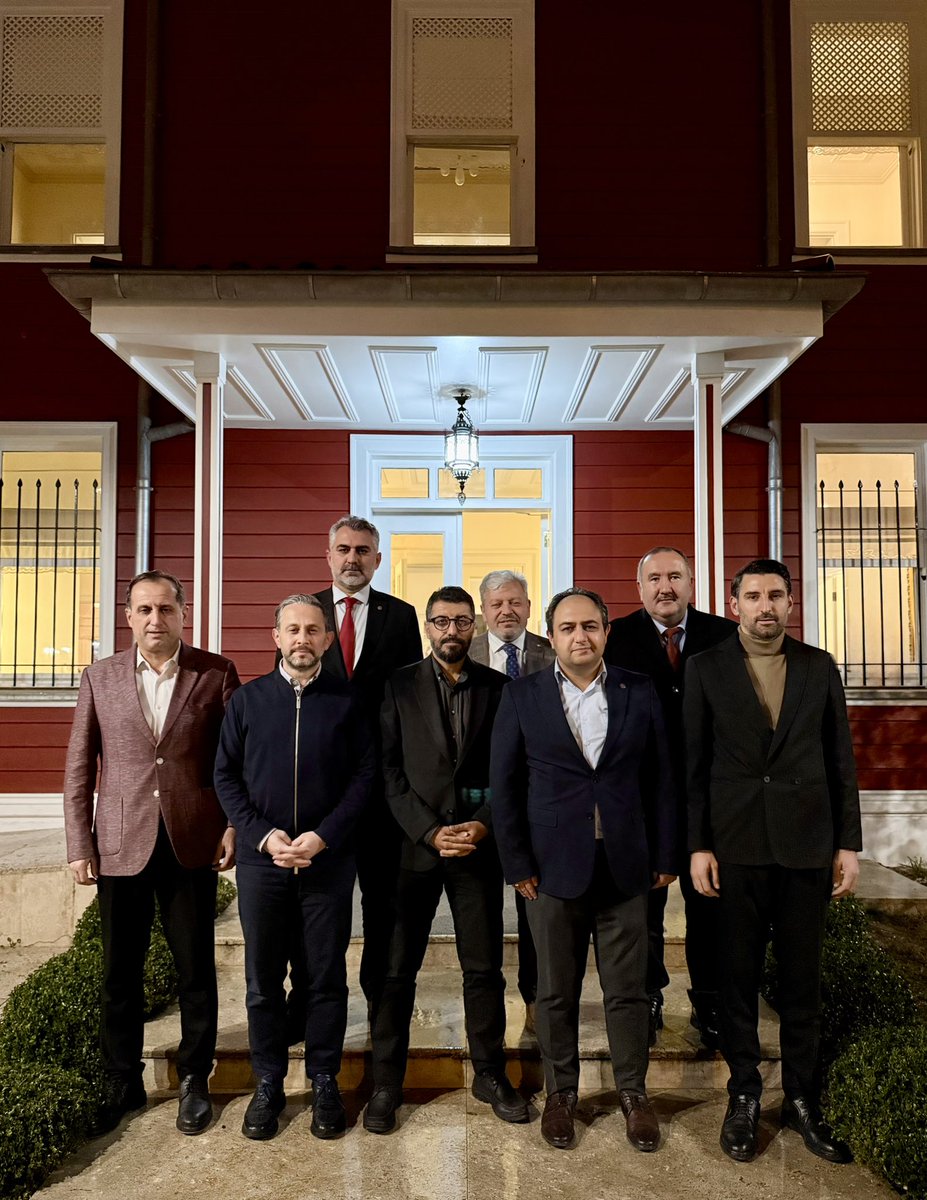 ÖNDER Genel Başkan Yardımcısı Ekrem Erdem, Eğitim Bir-Sen 4 No’lu Şube Başkanı Bilal Duran ile Pendik, Tuzla, Sultanbeyli ve Kartal ilçe millî eğitim müdürlerimizle bir araya geldik.

Yeni Şafak Gazetesi İnternet Yazı İşleri Müdürü Ersin Çelik kardeşimizin “Sumud Filosu Yolculuğu