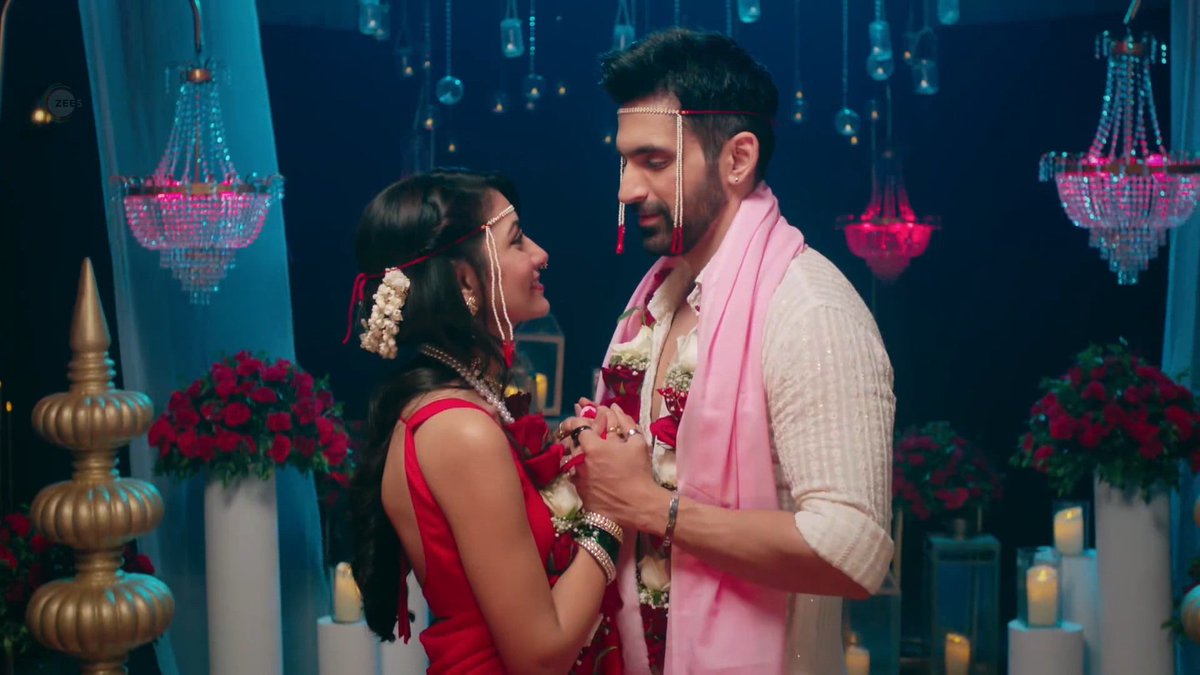 a promise of togetherness ❤️🧿♾️💫

#AmVira #KaiseMujheTumMilGaye