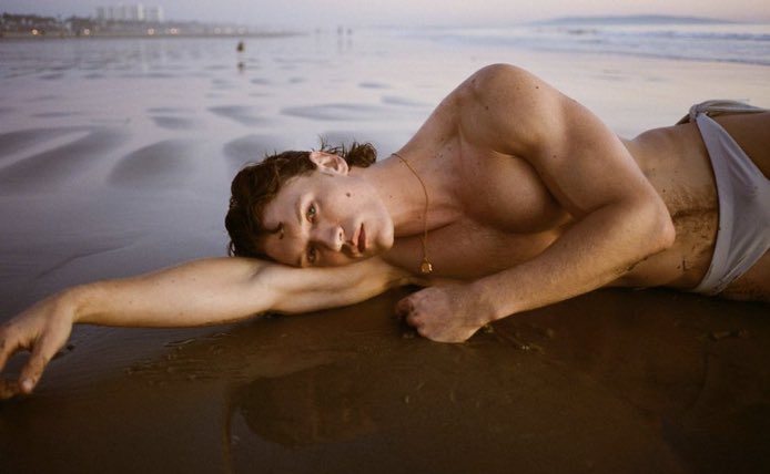 rozanovpet's tweet image. he has the face of the love of my life i fear