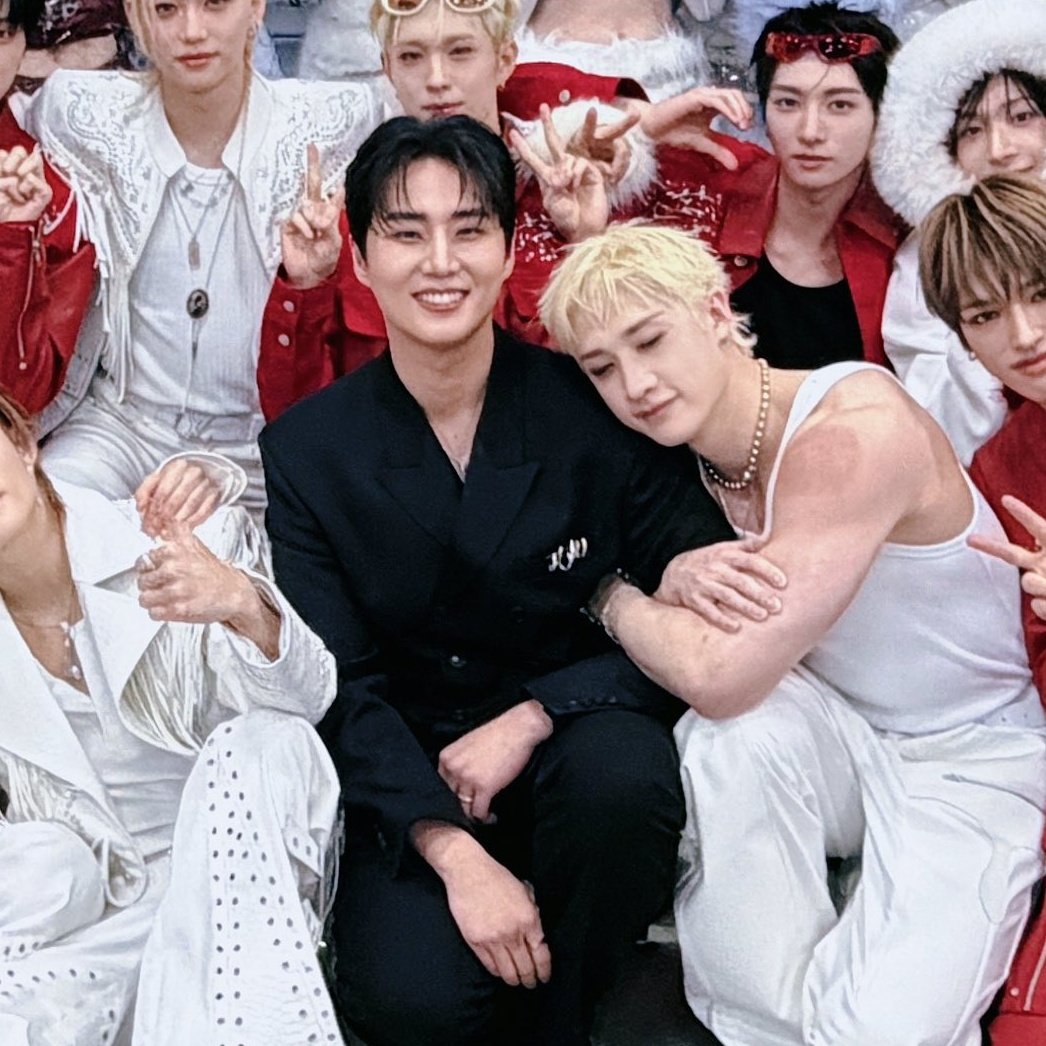 doolsetverses's tweet image. top pessoas que aproveitam todas as oportunidades que a vida da