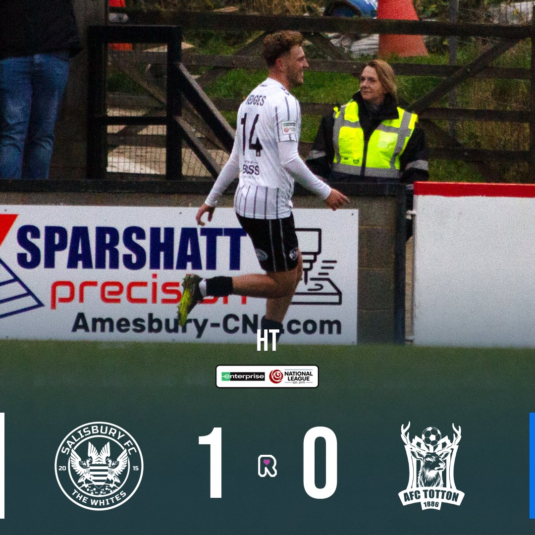 SalisburyFC's tweet photo. ONE-UP IN THE DERBY! 🥊

#SalisburyFC #COYW https://t.co/bBdDdLS5wD
