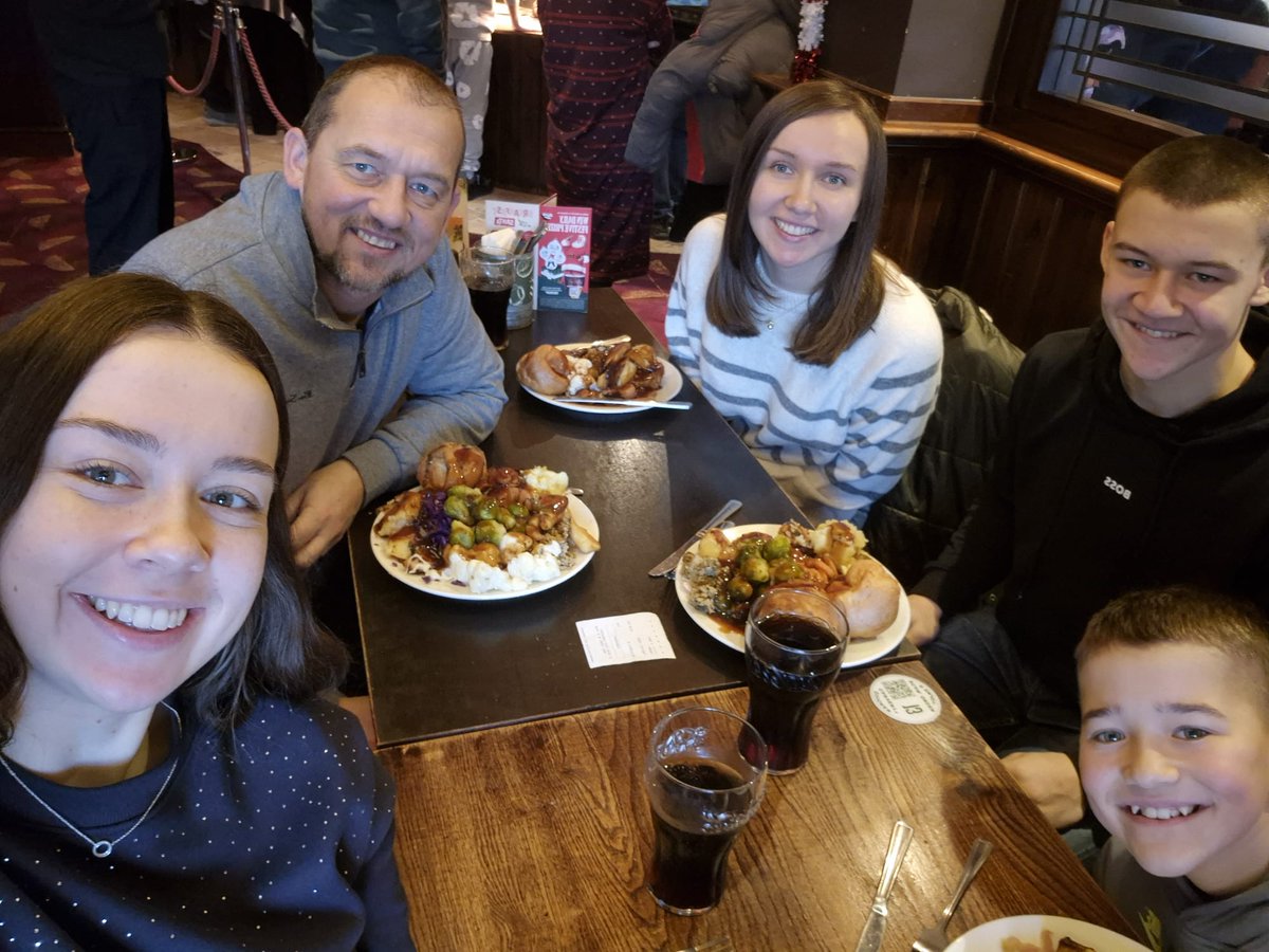 Merry Christmas from the Hills🍻