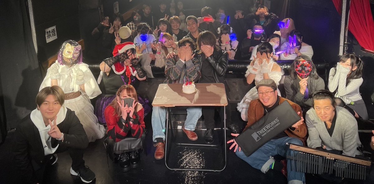 「SuN’s Next Vol.11」
年内最後でした！
ご来場、ご出演頂きありがとうございました！
おかげさまで1年間無事終了致しました🙇‍♂️
来年は1発目1/30の開催となります✨
その後半年間のスケジュールも決まっておりますので後日別途ポストします！
出演者も募集中です！
公演の感想は→　#サネスト