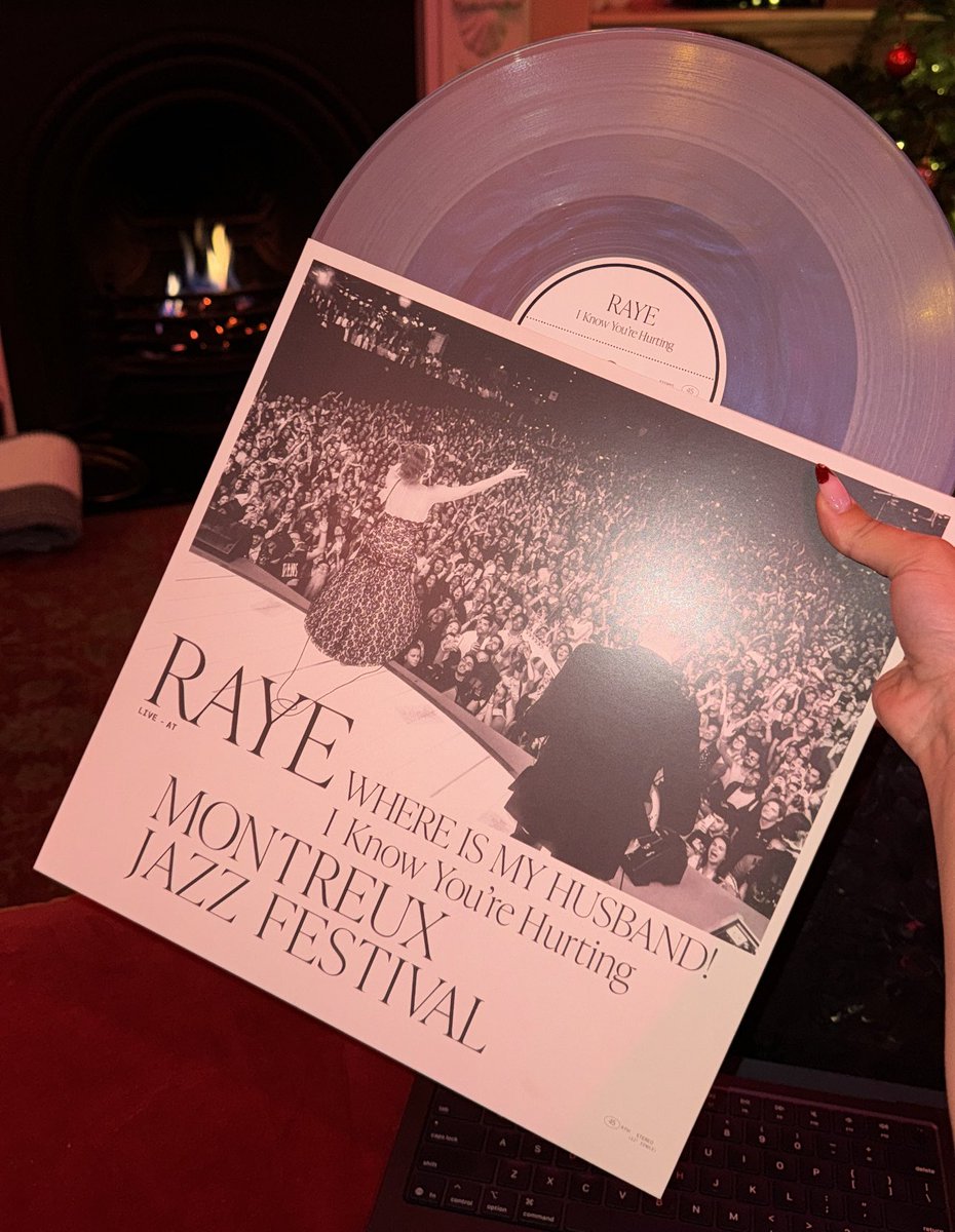 WHERE IS MY HUSBAND! &amp; unreleased song ‘I Know You’re Hurting’ 🎺🎙️🫀
LIVE AT MONTREUX JAZZ FESTIVAL VINYL
£7.77 link in bio ♥️