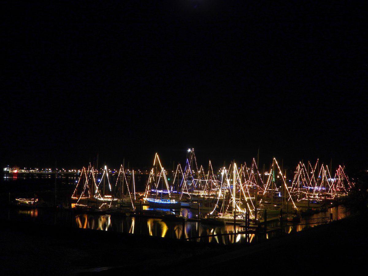 oelavans's tweet image. De jachthaven van Terschelling in kerstsferen. #terschelling #jachthaven #marina