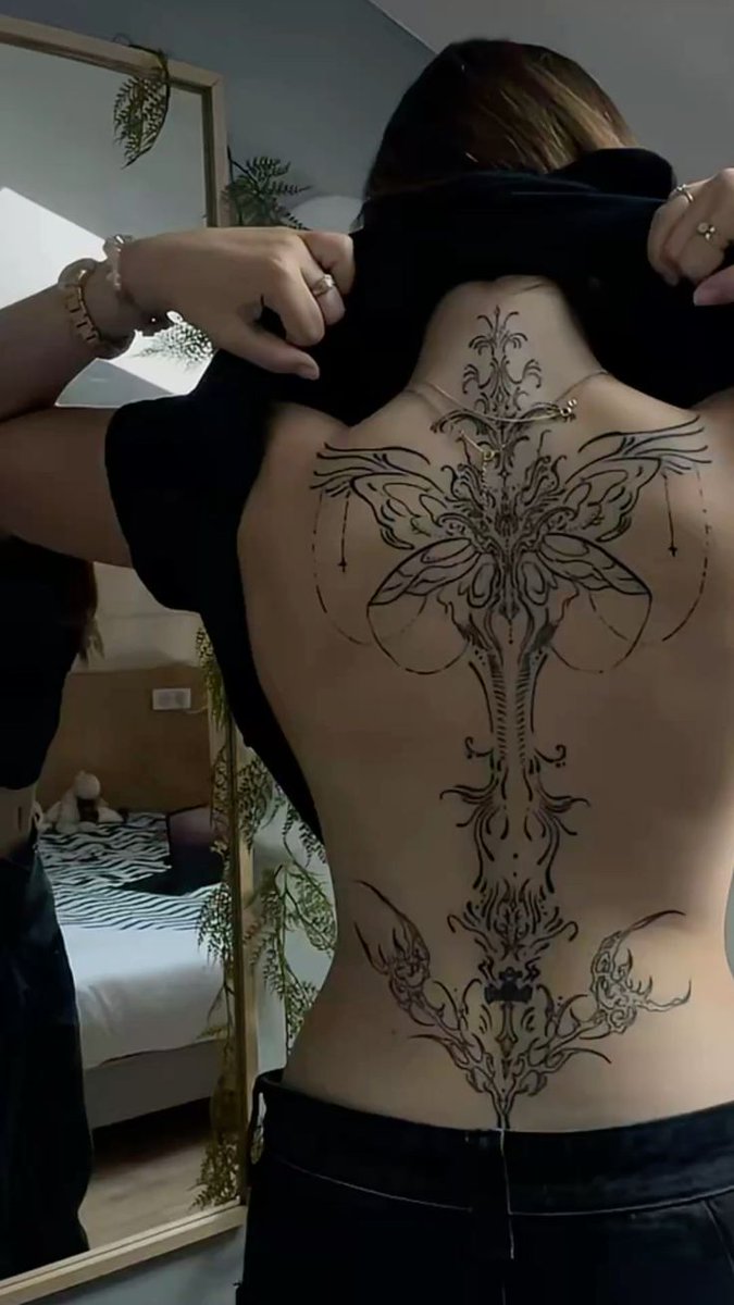 Black. (@blackdreamvibes) on Twitter photo 