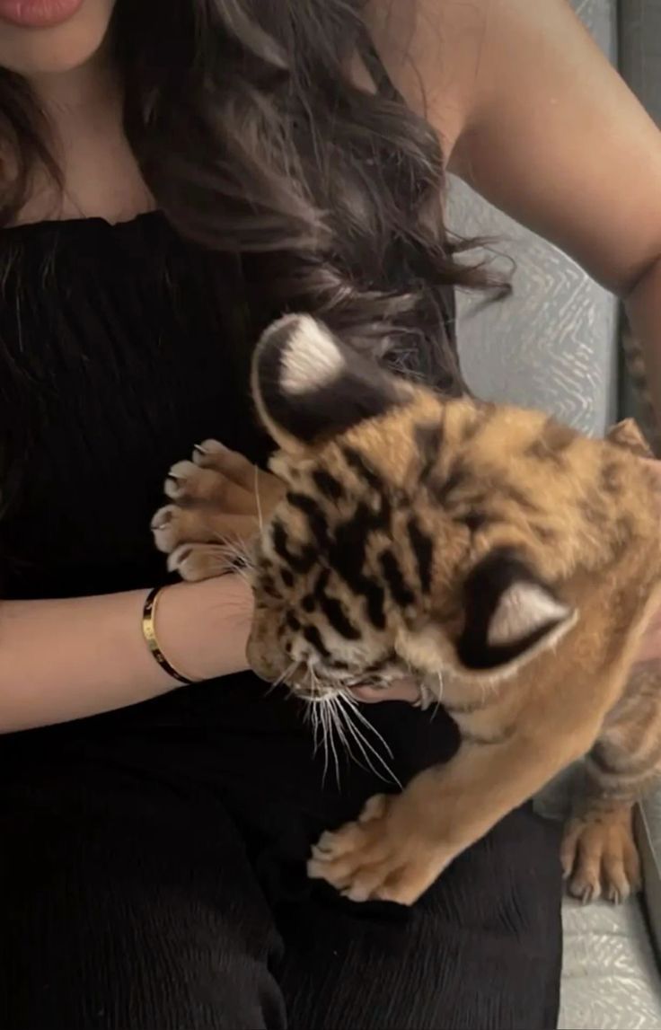 ʟᴜɴᴀ🩷! tweet media