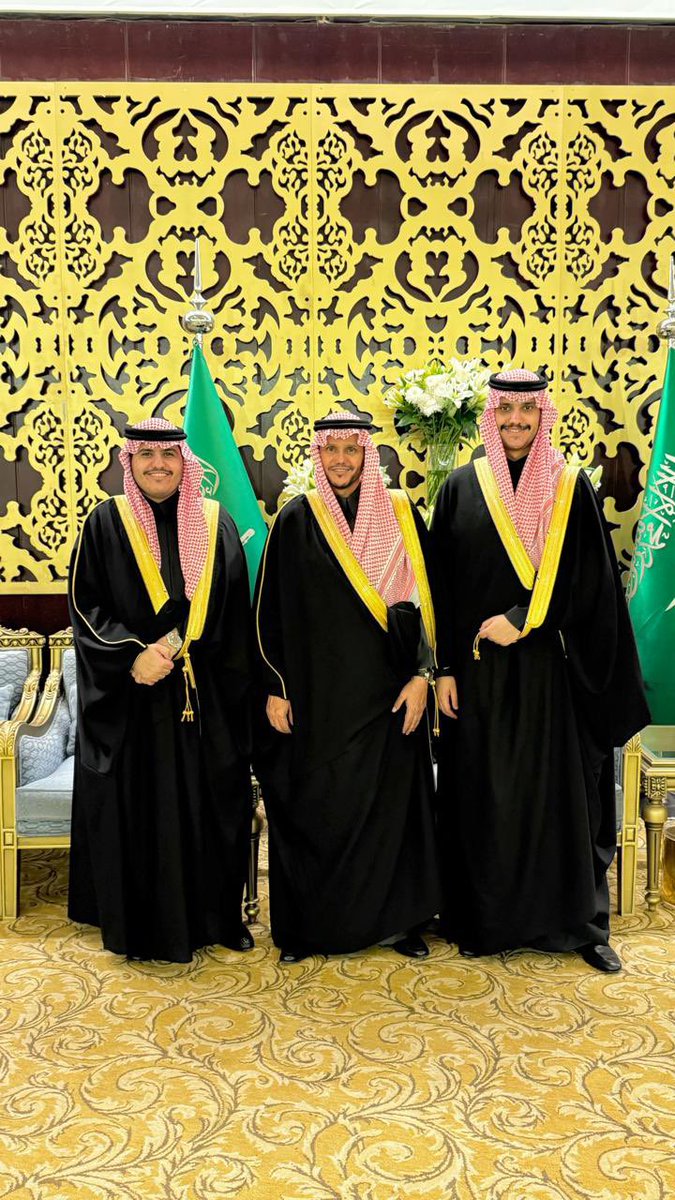 أسرة ال عساكر tweet media