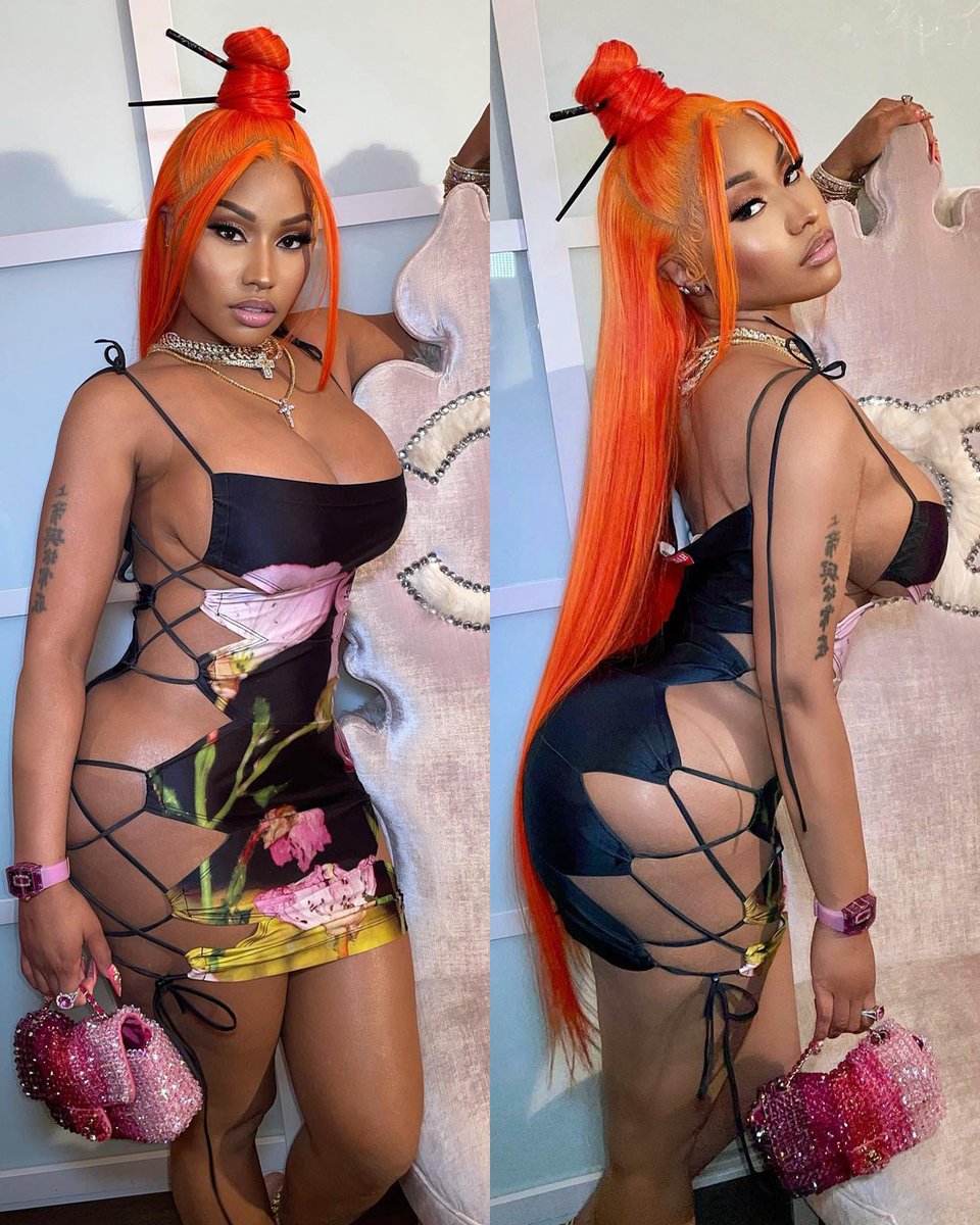 PopRhyme's tweet photo. no words, just nicki minaj https://t.co/8d7sT1W80L