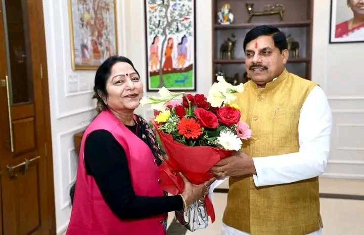 KrishanpratapY7's tweet photo. भोपाल में माननीय मुख्यमंत्री जी से भेंट कर उनके 2 साल के सफल कार्यकाल की बधाई दी।
इस दौरान छतरपुर के विकास कार्यों को लेकर बातचीत हुई।

#Chhatarpur #Bhopal #MadhyaPradesh #Vikas #JanSeva #LalitaYadav #Vidhayak
@lalitayadavbjp @DrMohanYadav51 https://t.co/RMjOmofSDo