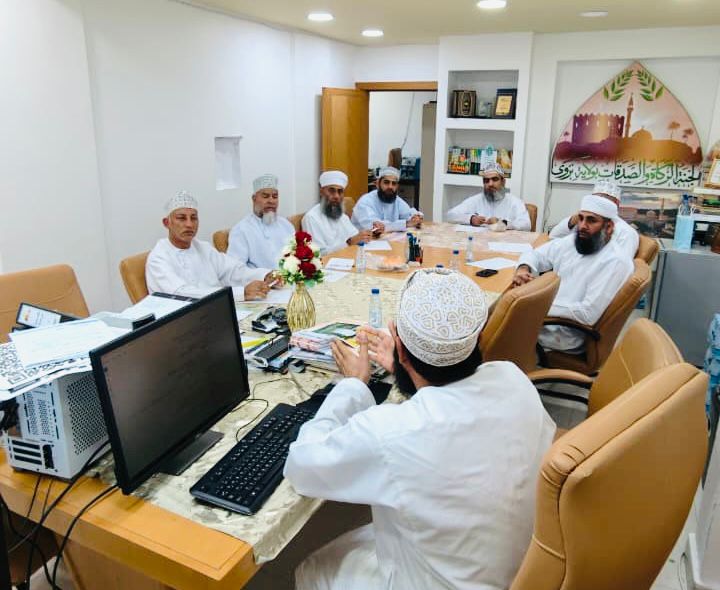 أقامت اللجنة اجتماعا موسعا لمناقشة خطة برنامج تمكين أسرة لعام ٢٠٢٦م وآلية التعاون مع الجهات المختصة ذات التجارب المشابهة بهدف تعزيز الأثر التنموي وتطوير مسارات التمكين وتحقيق الاستدامة للأسر المستفيدة.