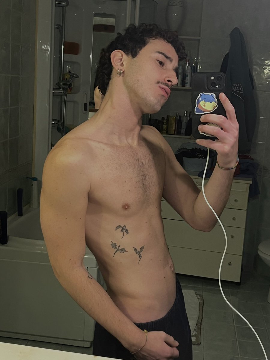 NickName *ੈ✩‧ tweet media