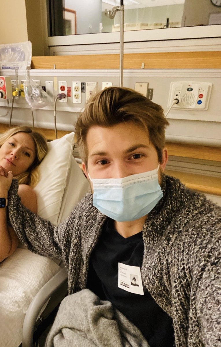 mattvanswol's tweet image. I’ll never forget being forced to wear a mask in the delivery room where my son was being born.

I’m forever grateful to the nurse who let me take it off so I could hold him for the first time without one.

What an insane time…