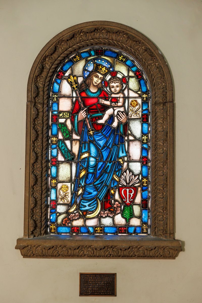 scrippscollege's tweet photo. Stained-glass windows can be found all across campus, each with its own story to tell. These works of art are not only beautiful, but also rich with history and meaning.
Read more: https://t.co/zkvh1FttHR
#ScrippsCollege #StainedGlass #ScrippsMagazine https://t.co/JIV93SJQdL