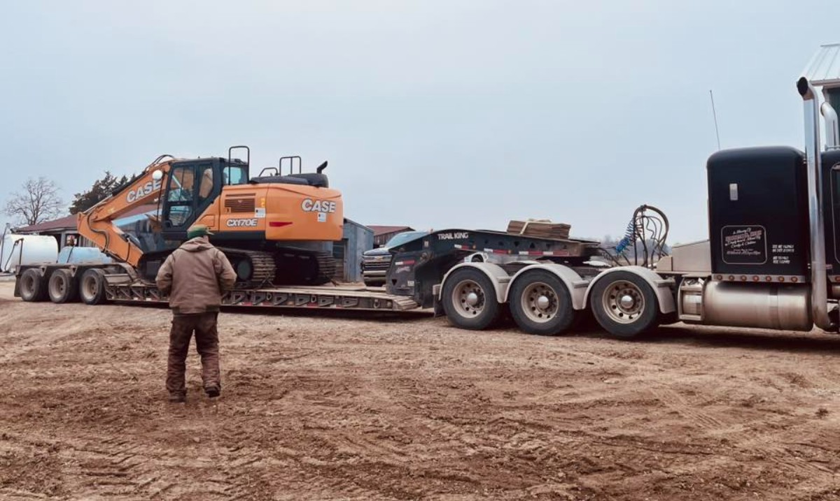 CaseCE's tweet image. The delivery you've been waiting for. 

📸 Hurtado Pablo

#casefanphoto #caseconstruction #excavator #excavation #construction