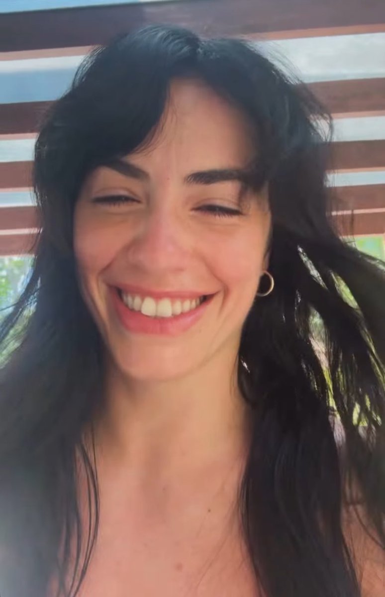 vivoporlala's tweet photo. TE AMAMOS MUCHO LALI NOS VEMOS EN RIVER https://t.co/ZOQlgSiX1m