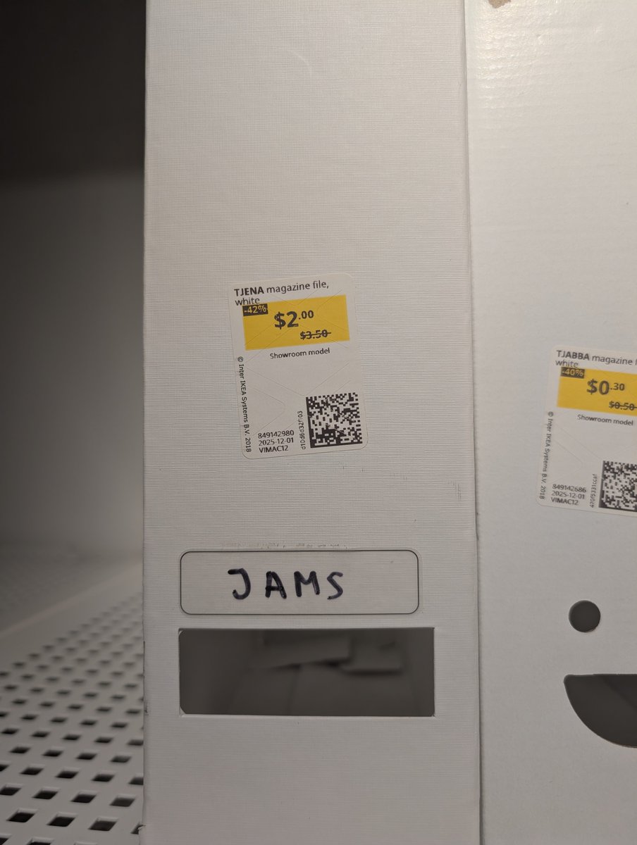 Met | BLM tweet media