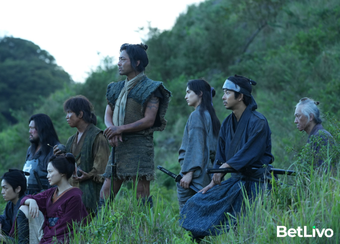 filmlerx's tweet image. Boshin Savaşı'nın acımasız çatışmaları ortasında, suçlulardan ve samuraylardan oluşan karma bir ekip, Shibata klanının, şogunluğun ve yeni hükümetin çatışan çıkarları nedeniyle bir kaleyi umutsuzca savunmaya girişir.

🎬 11 Asi - 2024