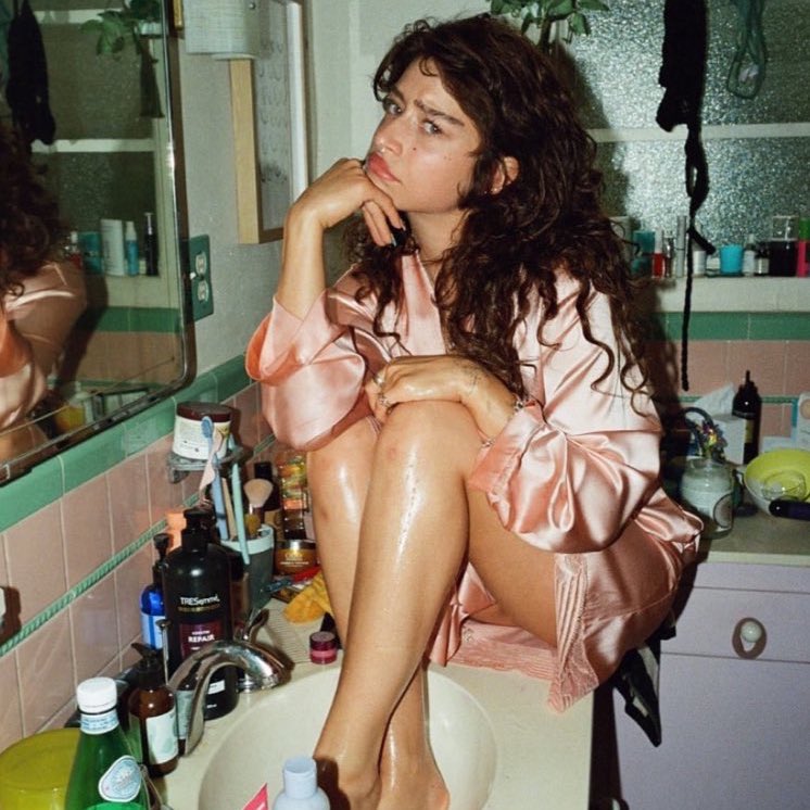 bugzbees's tweet image. tallulah come back