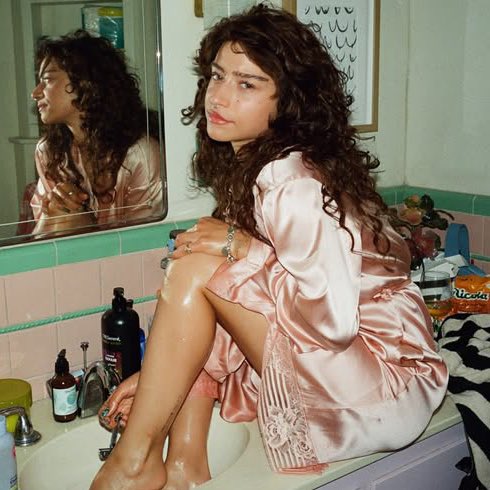 bugzbees's tweet image. tallulah come back