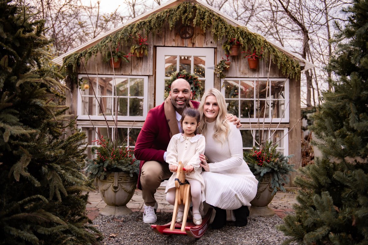 Merry Christmas &amp; Happy Holidays.
Another year of lessons, losses, wins, and growth. Grateful for the storms that strengthened me and the people who never let me walk alone. Through it all, Jesus was the constant—the anchor, the strength, the reason I kept moving forward!