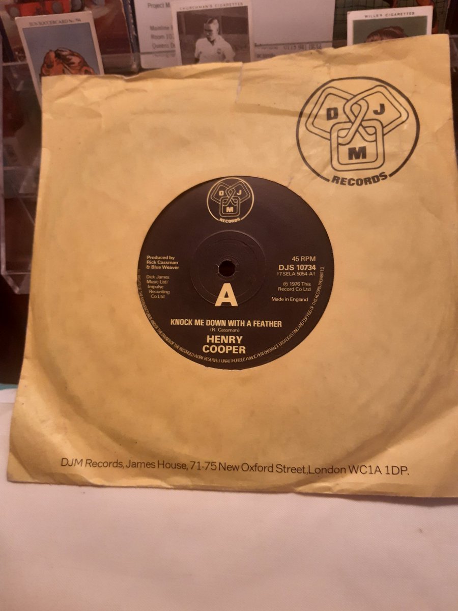 SQR45's tweet image. What's that you say, Skippy? The discerning audience want one more festive offering? On Boxing Day? Oh go on then.