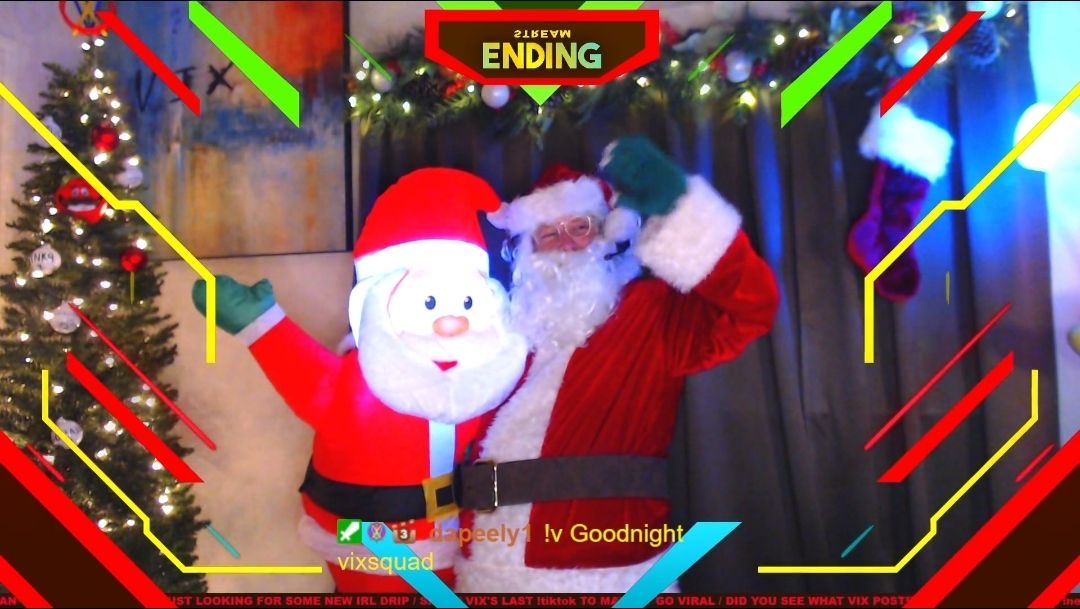 vixopher's tweet photo. MERRY CHRISTMAS VIXSQUAD! 🎅 https://t.co/OL7Ojcp6Wz