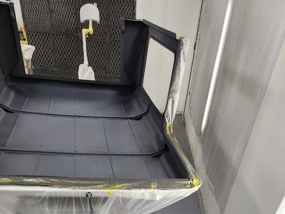 LizardSkin_'s tweet image. Chance Martin is putting in serious work on his 1970 International Scout 800A. Main tub has been fully coated with LizardSkin Sound Control and Ceramic Insulation. He also applied LizardSkin to the top and tailgate—creating a complete layer of sound and heat protection.