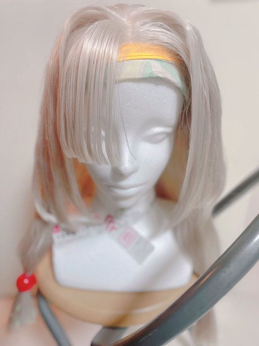 蛇ちゃんウィッグ、シルエットいい感じ✨キラキラティンセルつけたけどあんまり見えなかった…。 