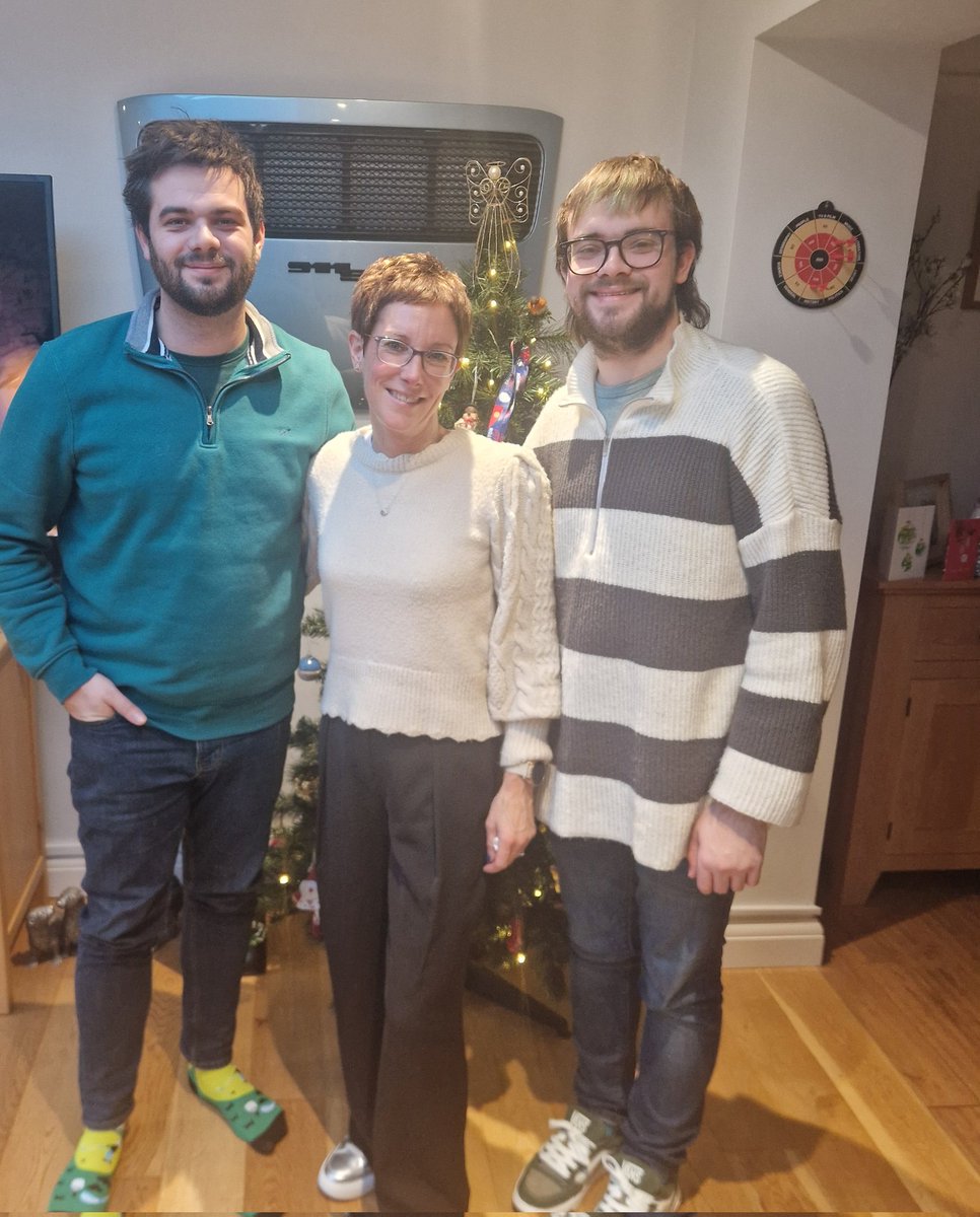 Another silver lining this Christmas I got an extra day with these two ❤️