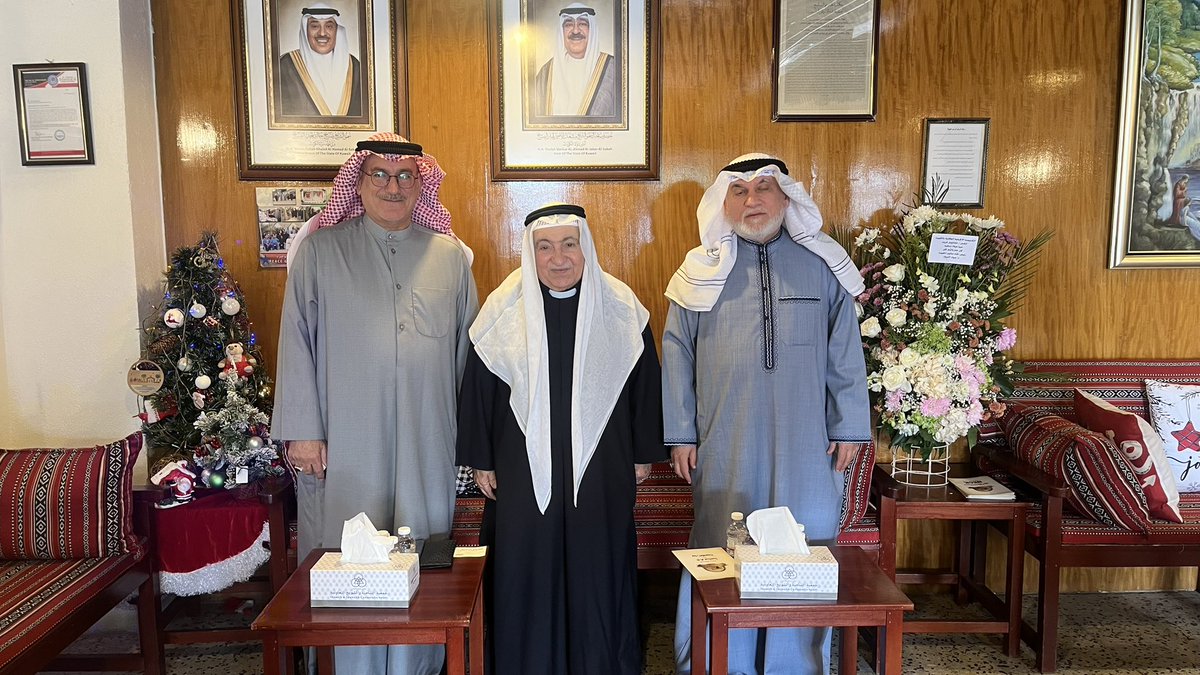 CBehbehani's tweet image. زيارة الأخ العزيز القس / عمانويل غريب فى أعياد الميلاد